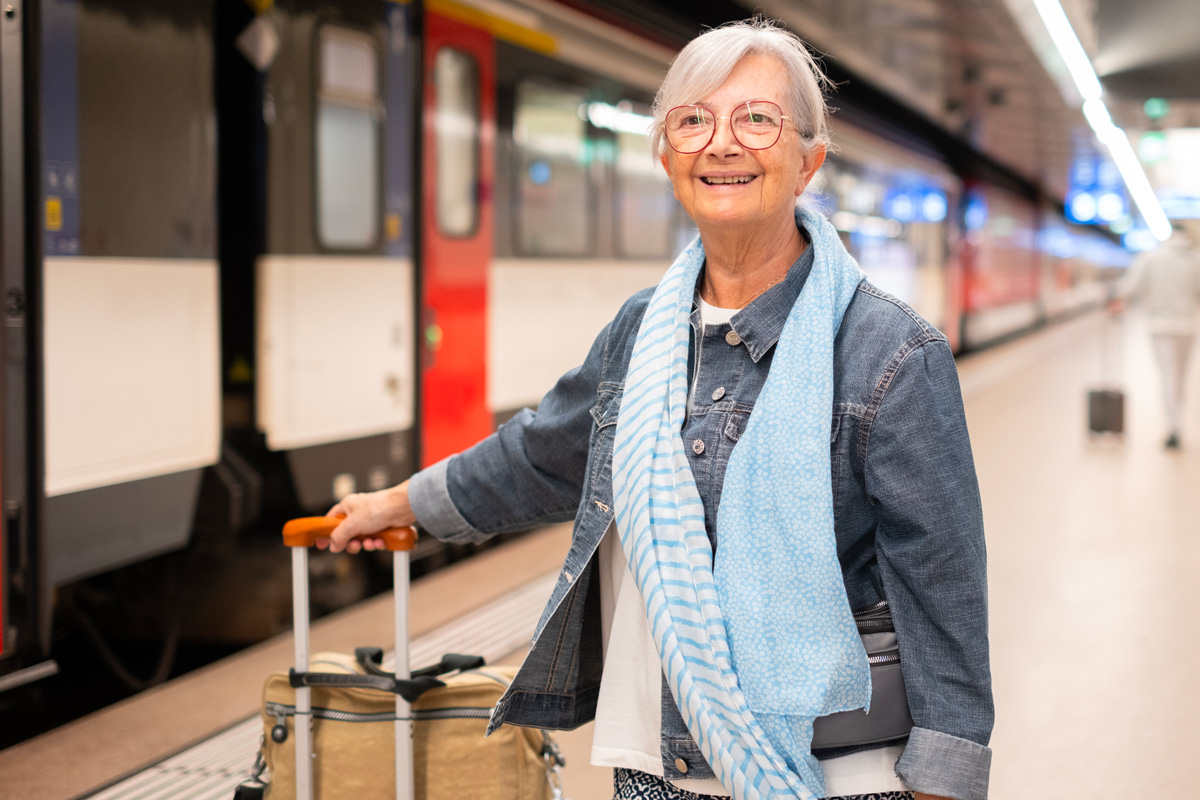 Transports gratuits ou réduits pour les seniors : bus, tramway et métro en ville